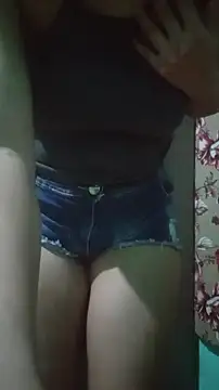 Snapshot of JhennySweet chatting on 02-13-25, 06:26 JhennySweet online show from 02-13-25, 06:26