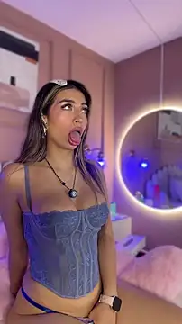 Snapshot of Atenea_cute21 chatting on 05-10-26, 04:27 Atenea cute21 online show from 05-10-26, 04:27