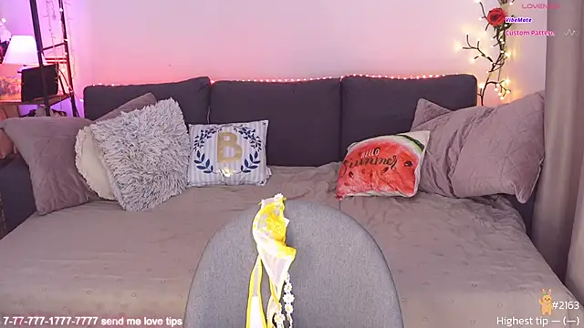 Carrolyna online show from 04-10-26, 03:52