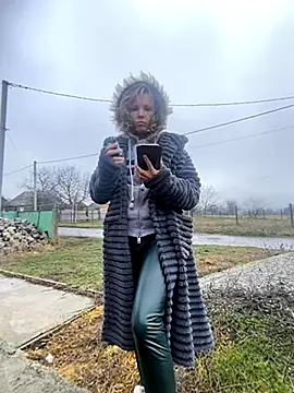 Anita-Smith online show from 11-22-25, 08:46