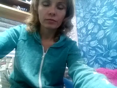 Snapshot of Anita-Smith chatting on 10-09-25, 10:49 Anita-Smith online show from 10-09-25, 10:49