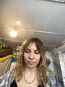 Snapshot of Anita-Smith chatting on 02-25-25, 08:14 Anita-Smith online show from 02-25-25, 08:14