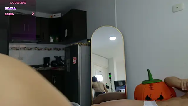 MikeRoss7777 online show from 10-30-25, 11:08