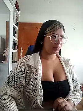 Ariana-pp03 online show from 03-17-25, 12:57