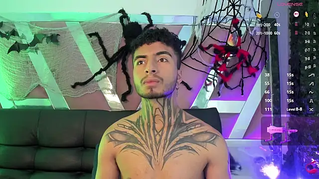 JuanCamiilo 66 online show from 10-04-25, 10:33