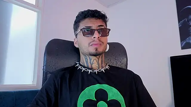 JuanCamiilo 66 online show from 04-02-26, 03:08