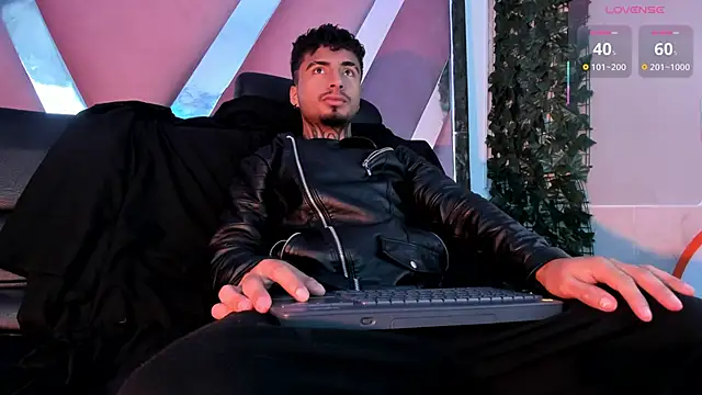 JuanCamiilo 66 online show from 03-25-26, 12:48