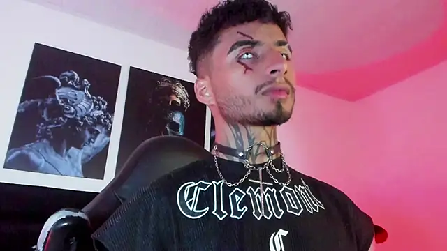 JuanCamiilo 66 online show from 10-17-25, 03:10