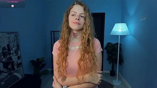 Snapshot of RayaNenlia chatting on 02-11-26, 05:07 RayaNenlia online show from 02-11-26, 05:07