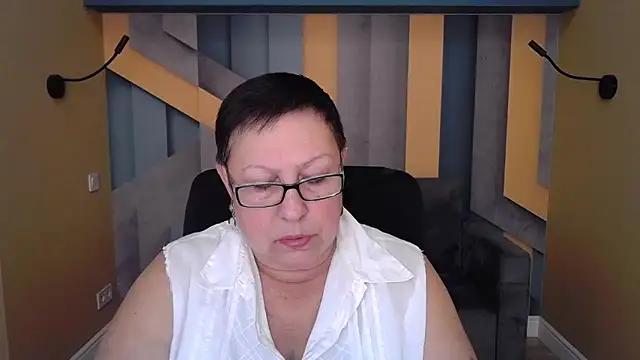 BarbaraTurners online show from 11-12-25, 07:29