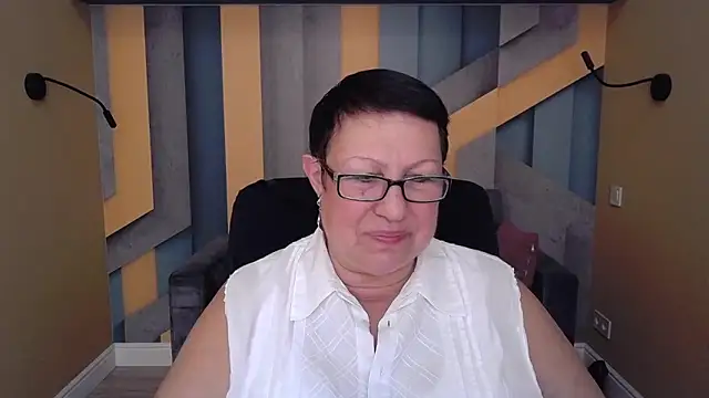 BarbaraTurners online show from 10-10-25, 06:31