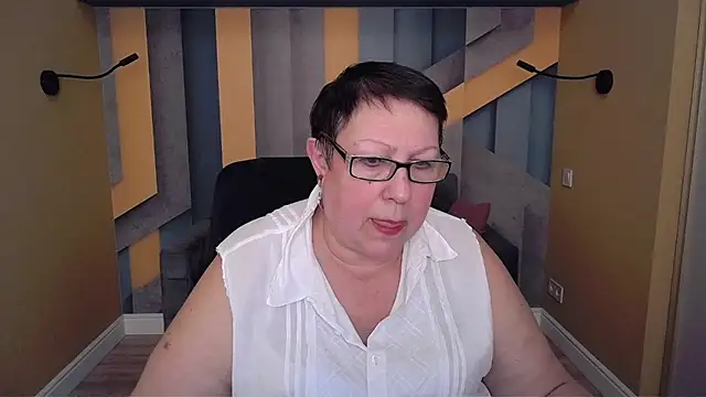 BarbaraTurners online show from 12-22-25, 07:25