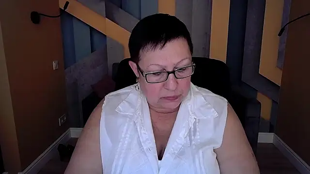 BarbaraTurners online show from 10-27-25, 07:37