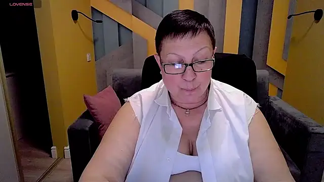 BarbaraTurners online show from 03-11-25, 03:58