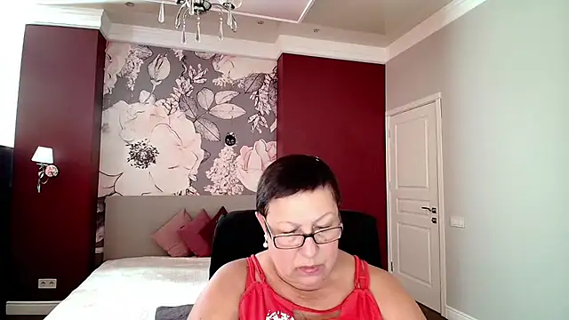 BarbaraTurners online show from 09-28-25, 11:50