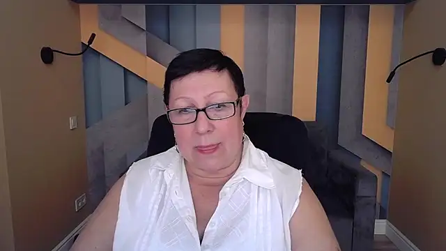 BarbaraTurners online show from 10-24-25, 06:29