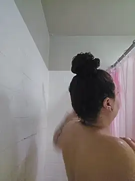 honeeyyy pot online show from 10-25-25, 07:07