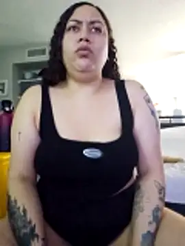 honeeyyy pot online show from 10-22-25, 07:46