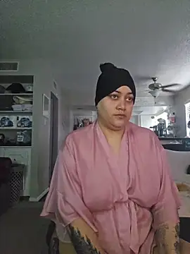 honeeyyy pot online show from 11-01-25, 07:30