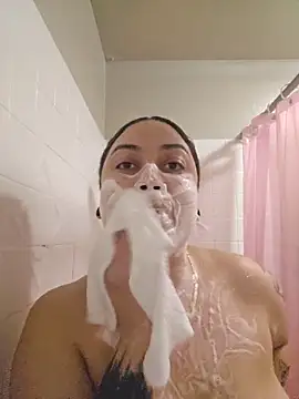 honeeyyy pot online show from 12-20-25, 05:21