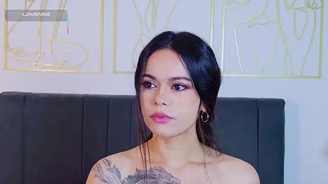 summer holiday online show from 04-05-26, 06:09