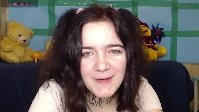 Snapshot of Yours_good_mood chatting on 02-01-25, 06:43 Yours good mood online show from 02-01-25, 06:43