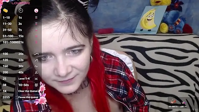 Snapshot of Yours_good_mood chatting on 12-15-24, 07:13 Yours good mood online show from 12-15-24, 07:13