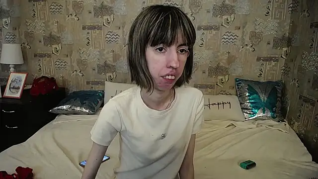 Snapshot of Unusual_G chatting on 05-16-26, 05:39 Unusual G online show from 05-16-26, 05:39