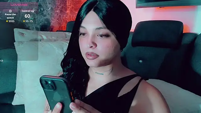 Snapshot of Emmaa_Saenz_ chatting on 06-07-26, 11:54 Emmaa Saenz online show from 06-07-26, 11:54