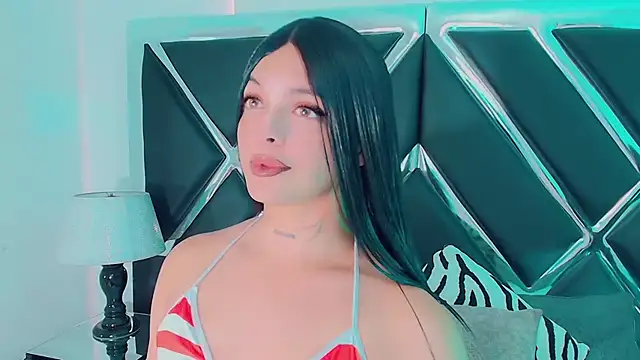 Emmaa Saenz  online show from 12-02-25, 06:09