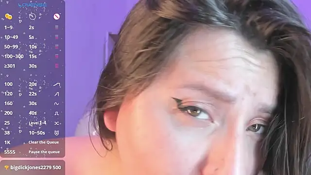 Roxxanne Bail online show from 12-12-24, 11:03