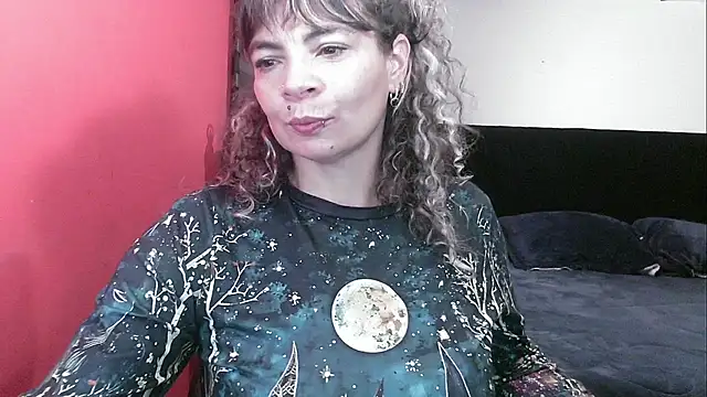 Snapshot of charlotedoll chatting on 10-22-25, 04:12 charlotedoll online show from 10-22-25, 04:12