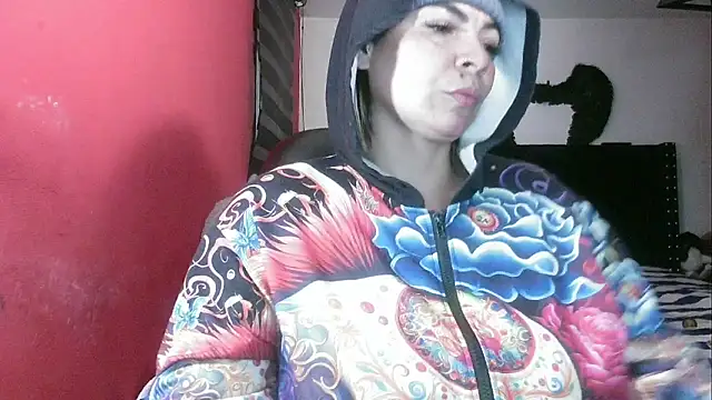 charlotedoll online show from 02-25-26, 03:40