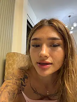 Snapshot of Arianavillada chatting on 06-05-26, 06:52 Arianavillada online show from 06-05-26, 06:52
