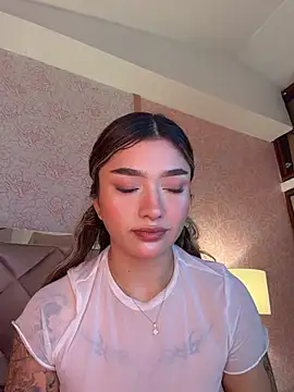 Snapshot of Arianavillada chatting on 07-10-26, 03:39 Arianavillada online show from 07-10-26, 03:39
