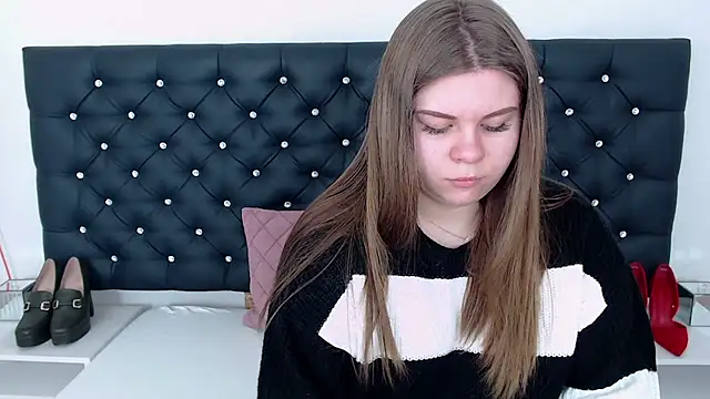 Snapshot of AbbyPleasure chatting on 02-13-25, 09:41 AbbyPleasure online show from 02-13-25, 09:41