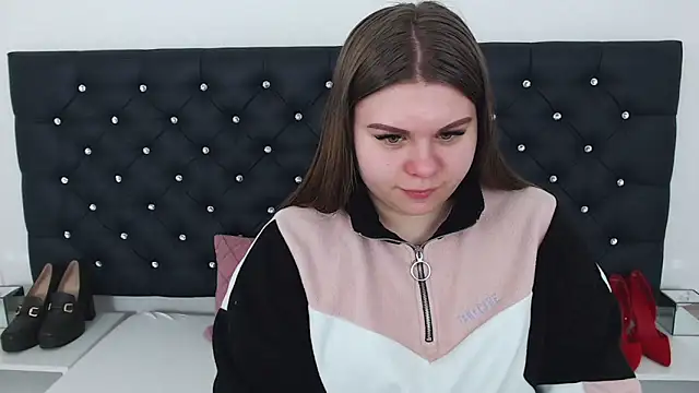 Snapshot of AbbyPleasure chatting on 02-19-25, 09:50 AbbyPleasure online show from 02-19-25, 09:50