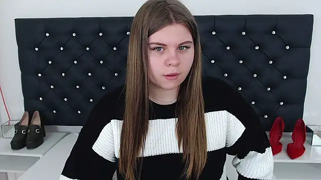 Snapshot of AbbyPleasure chatting on 02-13-25, 12:43 AbbyPleasure online show from 02-13-25, 12:43