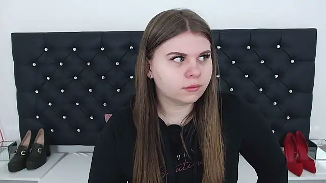 Snapshot of AbbyPleasure chatting on 02-18-25, 09:21 AbbyPleasure online show from 02-18-25, 09:21