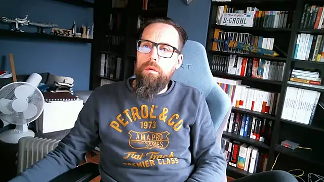 MeSteff online show from 12-22-24, 10:06