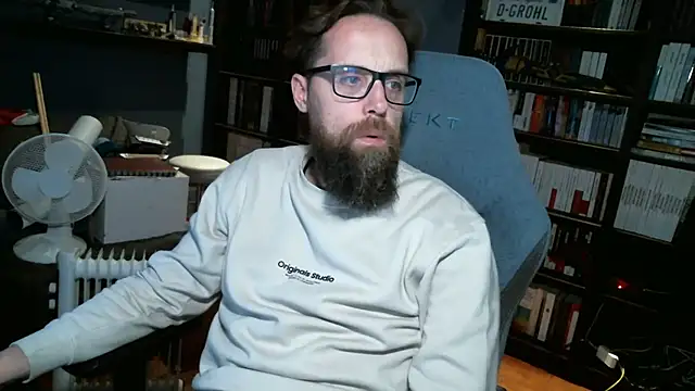 MeSteff online show from 12-17-24, 07:37