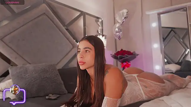 niiaa1 online show from 09-24-25, 02:18