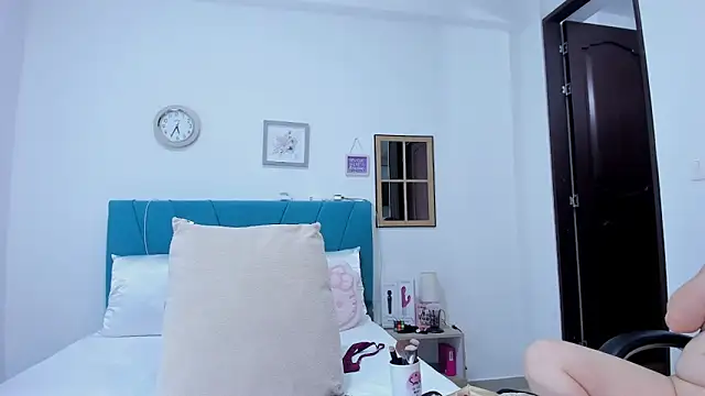 kamila lopez online show from 03-28-26, 10:44