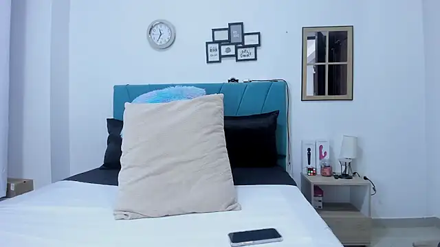 kamila lopez online show from 02-08-26, 07:22