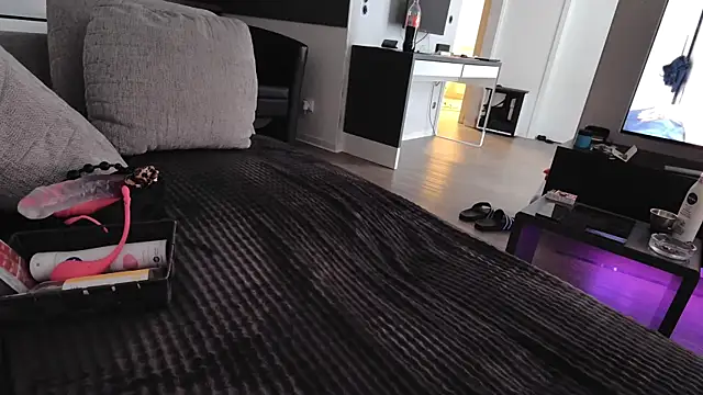 Snapshot of Hot_ToyBoy6974 chatting on 03-14-25, 06:53 Hot ToyBoy6974 online show from 03-14-25, 06:53