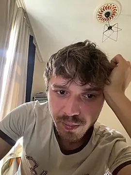 oguuxum online show from 03-23-26, 09:42