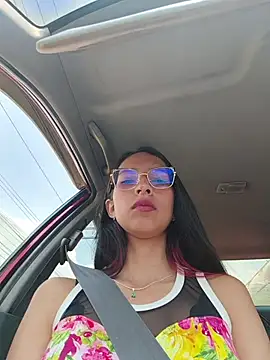 Katalleya jyj online show from 12-15-25, 05:41