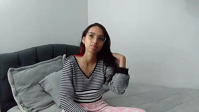 Katalleya jyj online show from 01-18-26, 07:06