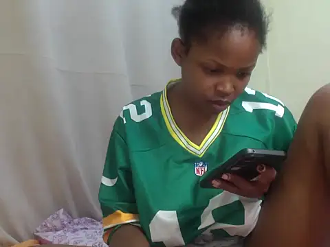 queen-sasha online show from 11-16-25, 05:39