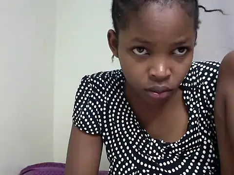 Snapshot of queen-sasha chatting on 06-23-26, 09:02 queen-sasha online show from 06-23-26, 09:02